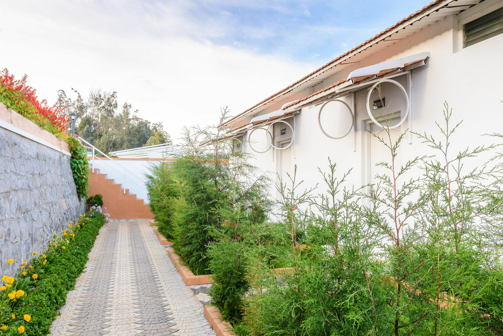 Treebo Trend Yantra Leisures Hotel Ooty Exterior photo