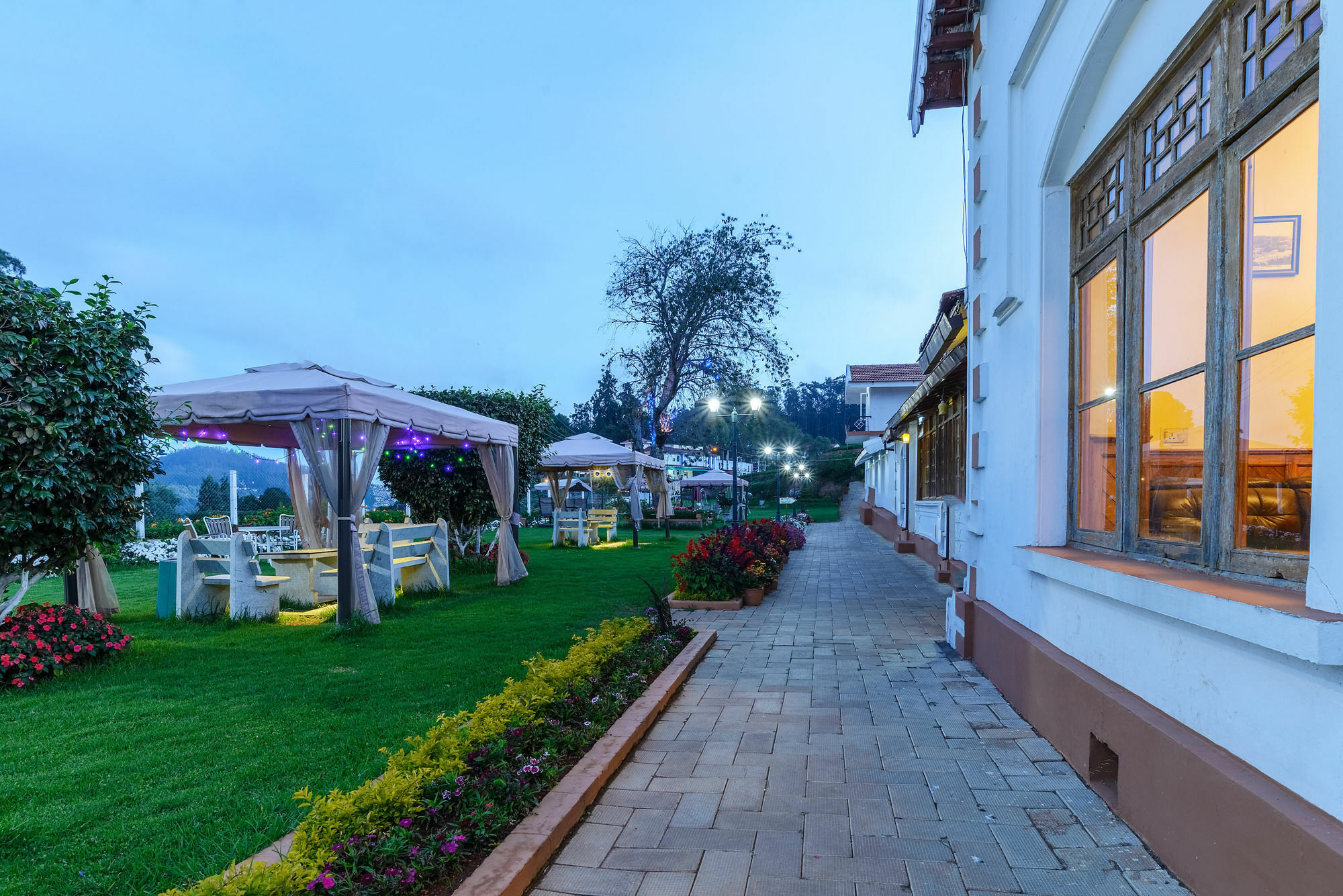 Treebo Trend Yantra Leisures Hotel Ooty Exterior photo